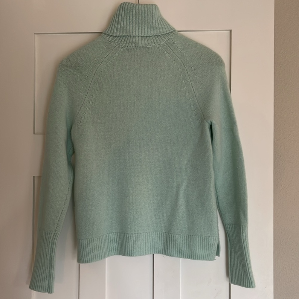 *SOLD* J. Crew Cashmere & Wool Turtleneck Sweater, Extra-Small, Mint Green - Picture 2 of 7
